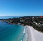 GRANITE BEACH HOUSE at Bay of Fires - Redcliffe Tourism