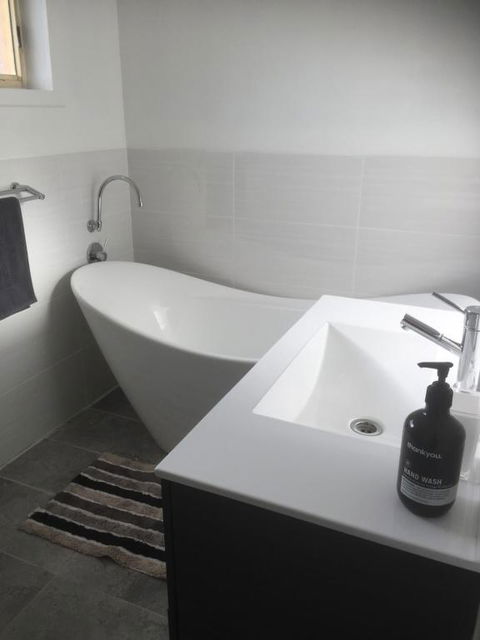 At HOME On HOLMES - Redcliffe Tourism 4