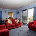 Anchorage 7 Beautifully Renovated Close To Rockpool - Redcliffe Tourism 0