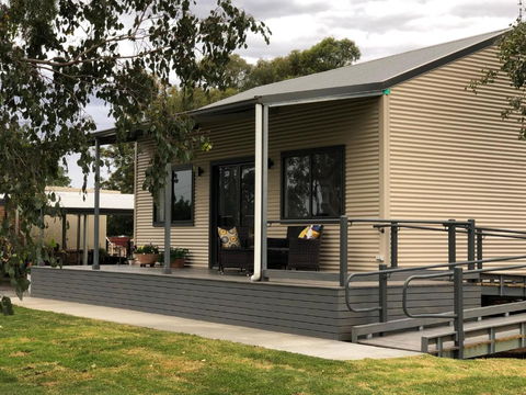 Appleyard BnB - Redcliffe Tourism 1