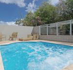 516 Pacific Blue 265 Sandy Point Road with private plunge pool air conditioning  WIFI - Redcliffe Tourism