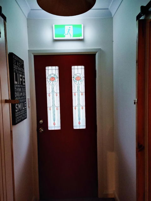 Wanderlust Cottage - Redcliffe Tourism 0