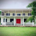 Holiday Rental Huge House With Beach Views - Redcliffe Tourism 0