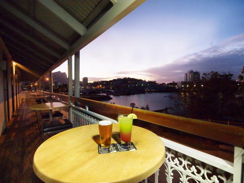 Apartments At 81 Palmer - Redcliffe Tourism 3