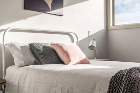 Marina View Apartment - Redcliffe Tourism 1