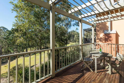 Apartments At 15 Thompsons - Redcliffe Tourism 3