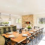 Amaroo Modern Luxurious & Chic - Redcliffe Tourism 0