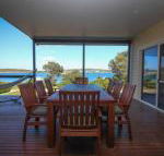 Waterfront on Osprey - Redcliffe Tourism