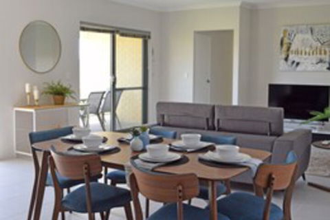 The Kingsley's Place Piara Waters - Redcliffe Tourism 0