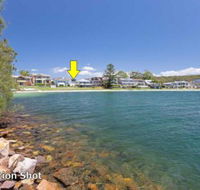 Wanda Waterfront Retreat beautiful beach house - Redcliffe Tourism