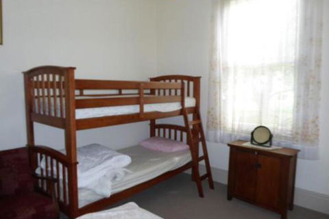 Claremont Farmhouse - Redcliffe Tourism 2