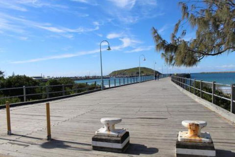 Annies Apartment - Redcliffe Tourism 7