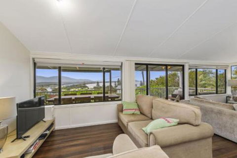 Aurelia 14 Stewart Street - Redcliffe Tourism 0