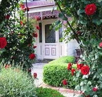 Bed  Breakfast at Stephanies - Redcliffe Tourism