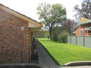 Accommodation Choices - Redcliffe Tourism 0