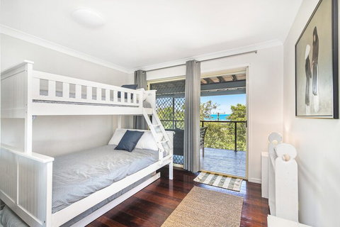 Blue Haven - 7 Egret Street - Redcliffe Tourism 5