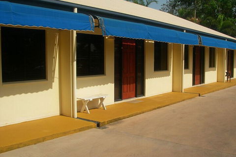 Ash Palms Motor Inn - Redcliffe Tourism 5