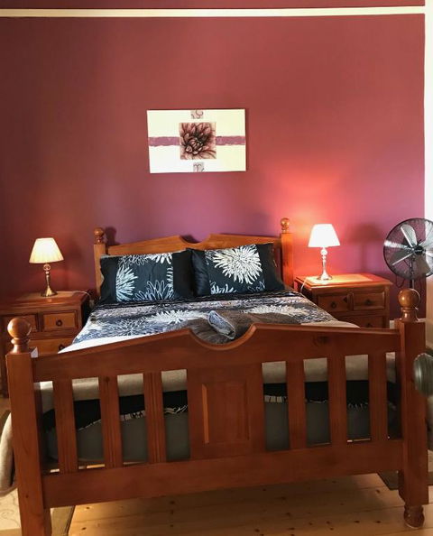 Armadale House Kingscote - Redcliffe Tourism 1