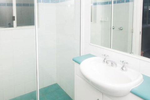 Aquarius Apartment 3 - Redcliffe Tourism 2