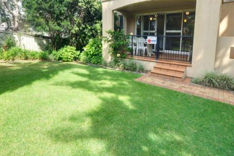 Aquarius Apartment 3 - Redcliffe Tourism 1