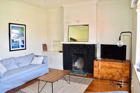 Art Deco Apt In Sunny Elwood Minutes To St. Kilda - Redcliffe Tourism 2