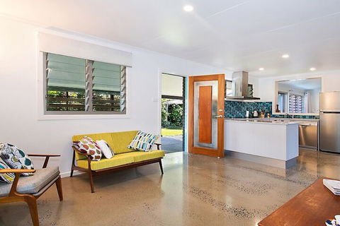 Byron At Lennox - Redcliffe Tourism 3