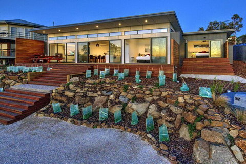 Freycinet Coastal Retreat - Redcliffe Tourism 2