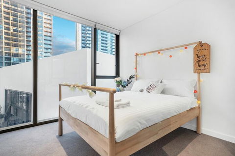I02-china Town Luxury Service Apartment - Redcliffe Tourism 6