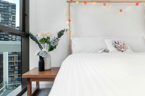 I02-china Town Luxury Service Apartment - Redcliffe Tourism 7