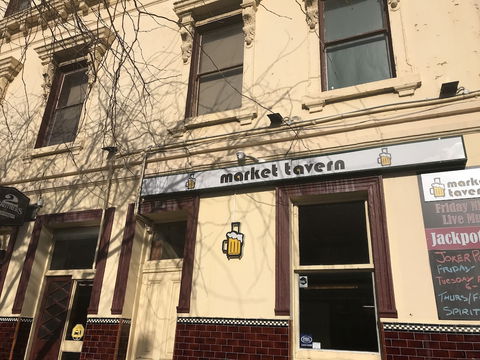 Market Tavern - Hostel And Bar - Redcliffe Tourism 0