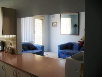 Pacific Court 8 - Redcliffe Tourism 3