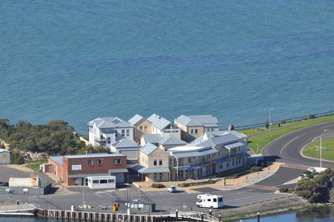 Robe Marina Accommodation - Redcliffe Tourism 5