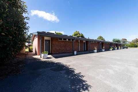 The Wurruk Motel - Redcliffe Tourism 5