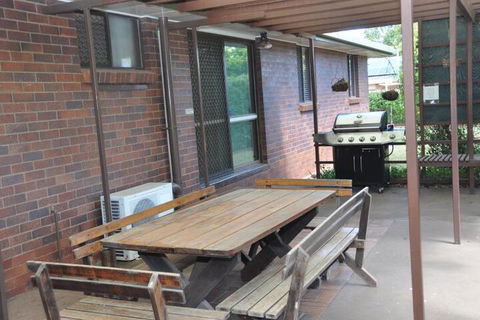 Rangehouse - Redcliffe Tourism 4