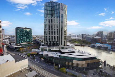Corporate Keys - Freshwater Place - Redcliffe Tourism 3