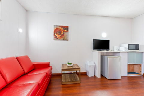 Albion Hotel Motel - Redcliffe Tourism 5