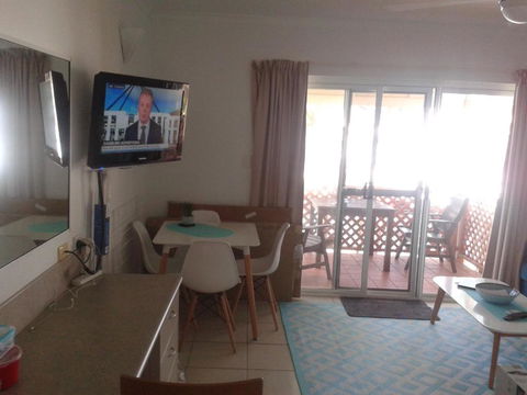Apartment In Dolphin Heads Resort - Redcliffe Tourism 2