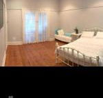 Farm stay on horse property - Redcliffe Tourism