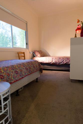 Mansfield Cottage - Redcliffe Tourism 2