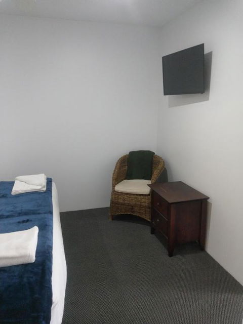 The Happy Wanderer Motel - Redcliffe Tourism 6