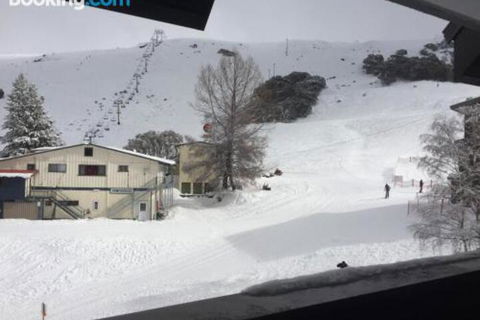 Snow Ski Apartments 38 - Redcliffe Tourism 2