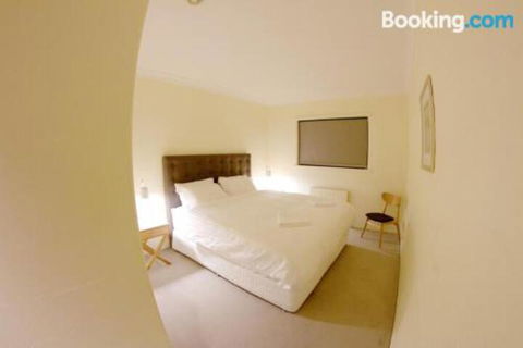 Snow Ski Apartments 38 - Redcliffe Tourism 5