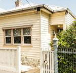 Simmers Serviced Apartments - Redcliffe Tourism