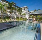 Boathouse Port of Airlie - Redcliffe Tourism