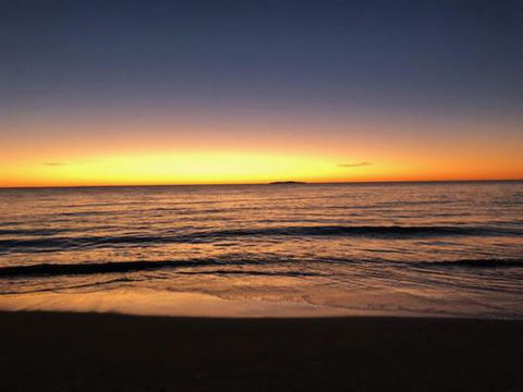 Acaciabnb - Redcliffe Tourism 2