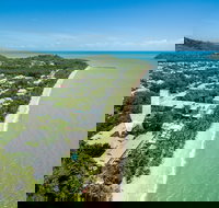 Poolside Apt in Alamanda Beachfront Resort 52 - Redcliffe Tourism