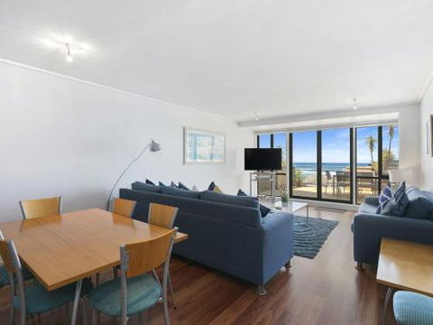 APARTMENT 11 PACIFIC APARTMENTS - Redcliffe Tourism 1
