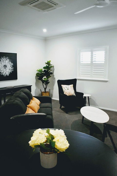CocoBrew Boutique Apartments - Redcliffe Tourism 5
