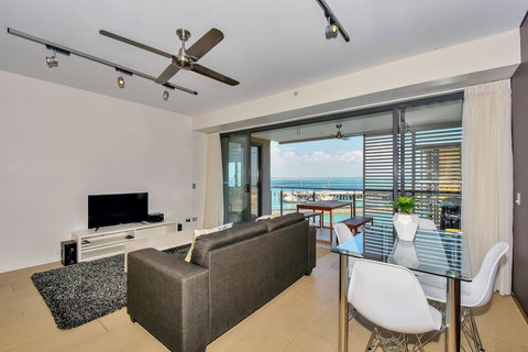 Darwin Waterfront Short Stay Apartments - Redcliffe Tourism 3