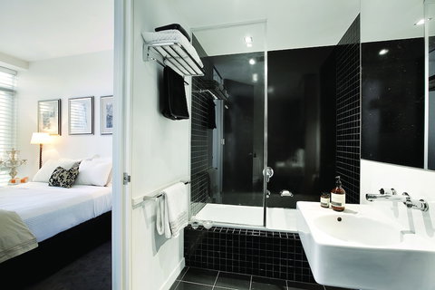 Soho52 - Redcliffe Tourism 2